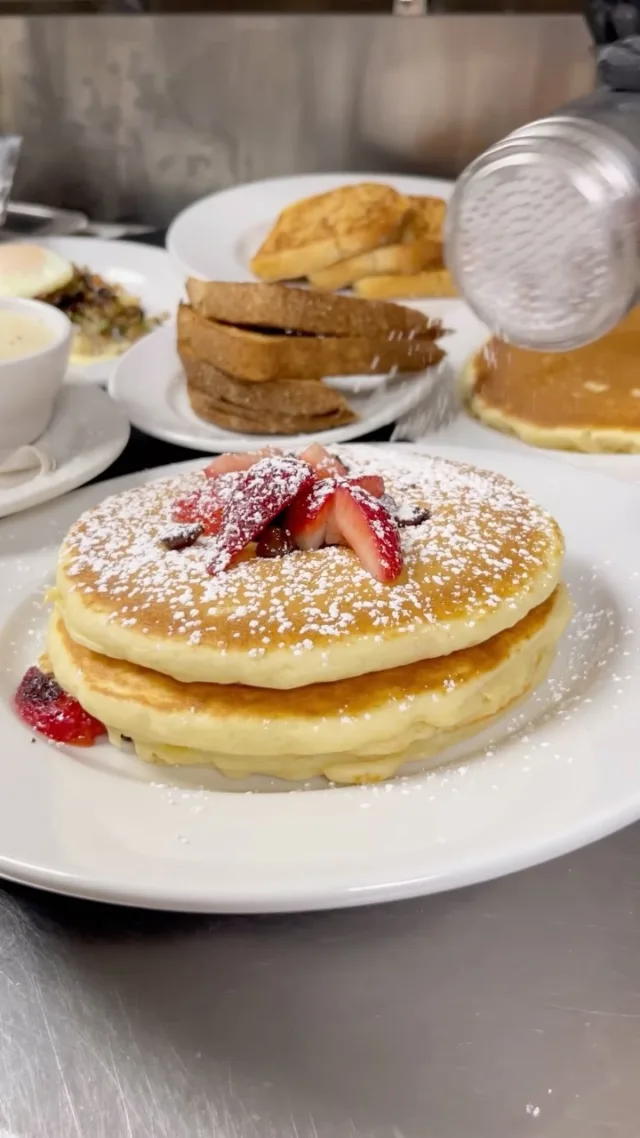 Always say yes to powdered sugar topping 😍🍓🥞

Join our waitlist today to secure your spot at a Wild Eggs today! Open 7 days a week in KY, OH and IN. See website for location near you 📍

#Breakfast
#Brunch
#WildEggs