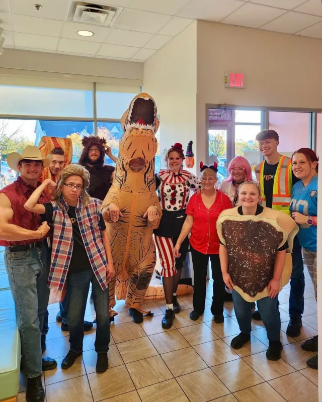 Our staff getting WILD on Sunday Spooktober! 👻🎃🥓